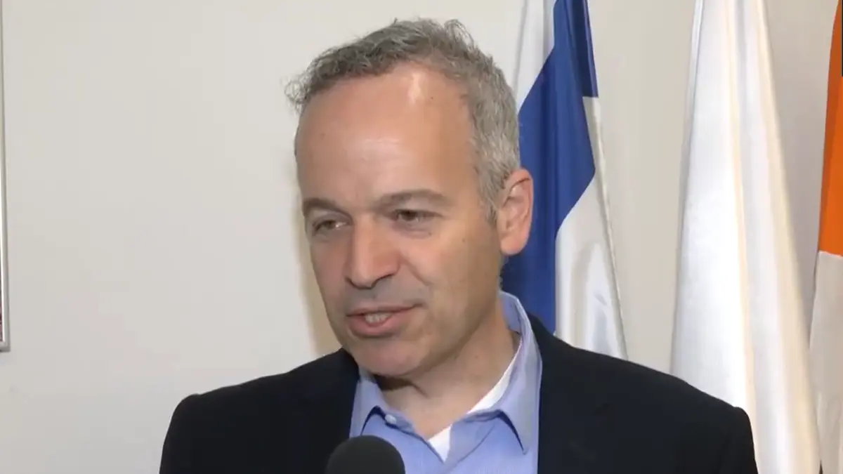 First batch of LMGs delivered; over 50% Made in India, says IWI CEO Shuki Schwartz